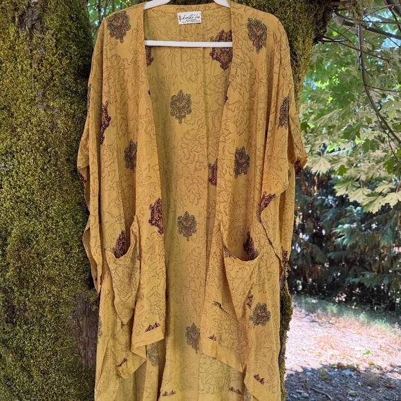 Kantha Bae Silk Serendipity Kimono - Picture 2 of 7